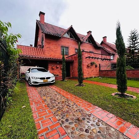 Villa Hermosa Casa , Con Parqueadero En Rionegro Cerca Al Aeropuerto Extérieur photo